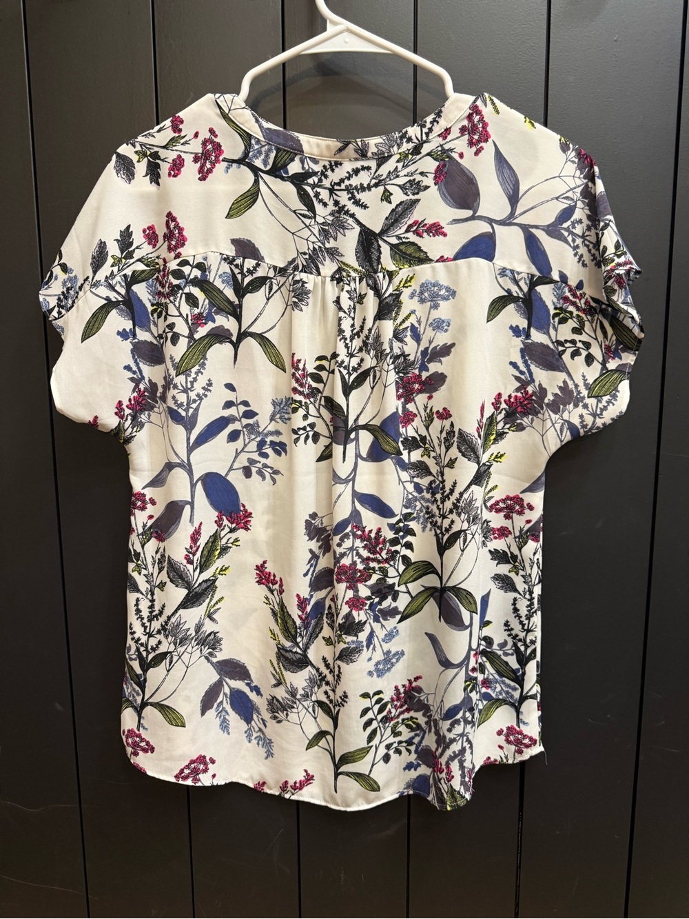 Banana Republic White Floral Split V-Neck Blouse - Picture 3 of 5
